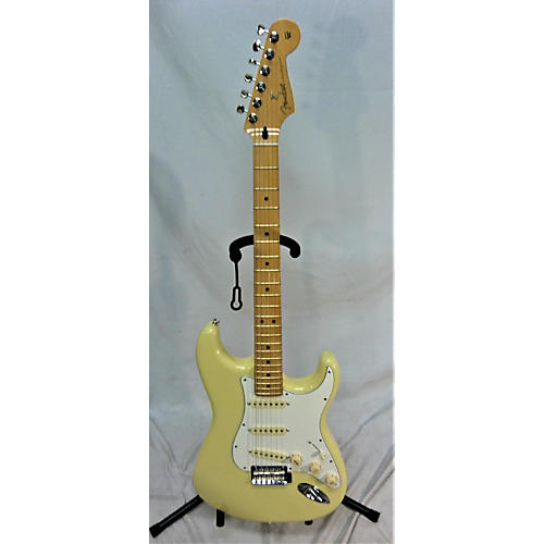 Fender Used Fender Player Stratocaster 70TH Vintage Yellow Solid Body Electric Guitar Vintage Yellow