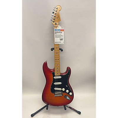 Fender Used Fender Player Stratocaster Aged Cherry Burst Solid Body Electric Guitar