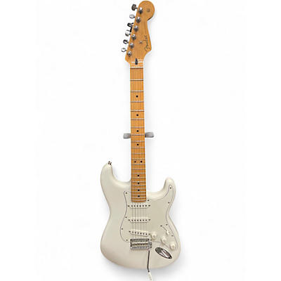 Used Fender Player Stratocaster Alpine White Solid Body Electric Guitar
