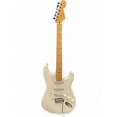 Used Fender Player Stratocaster Alpine White Solid Body Electric Guitar