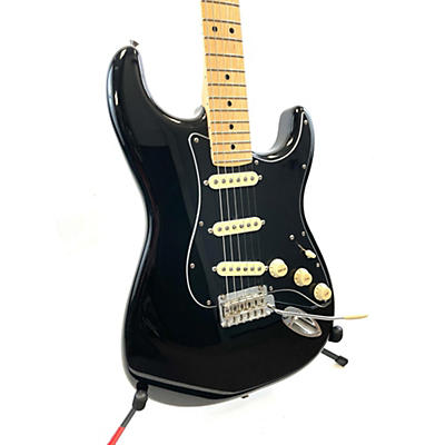 Fender Used Fender Player Stratocaster Black Solid Body Electric Guitar