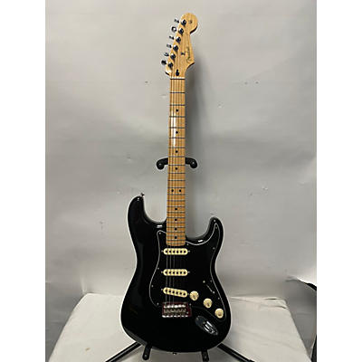 Fender Used Fender Player Stratocaster Black Solid Body Electric Guitar