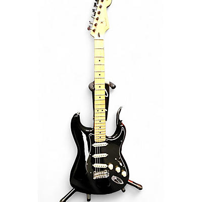 Fender Used Fender Player Stratocaster Black Solid Body Electric Guitar