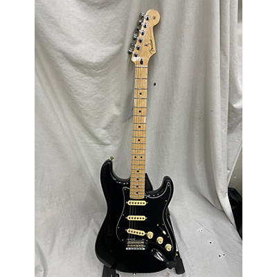 Fender Used Fender Player Stratocaster Black Solid Body Electric Guitar