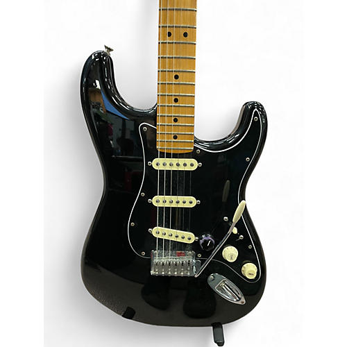 Used Fender Player Stratocaster Black Solid Body Electric Guitar Black