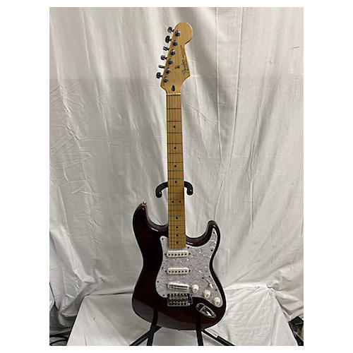 Fender Used Fender Player Stratocaster Burgundy Solid Body Electric Guitar Burgundy