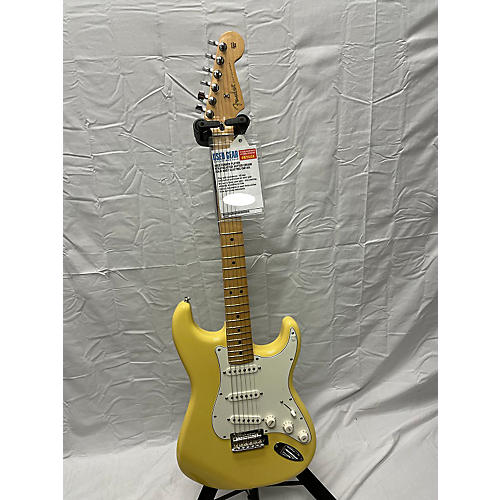 Fender Used Fender Player Stratocaster Butter Cream Solid Body Electric Guitar butter cream