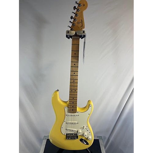 Fender Used Fender Player Stratocaster Buttercream Solid Body Electric Guitar Buttercream