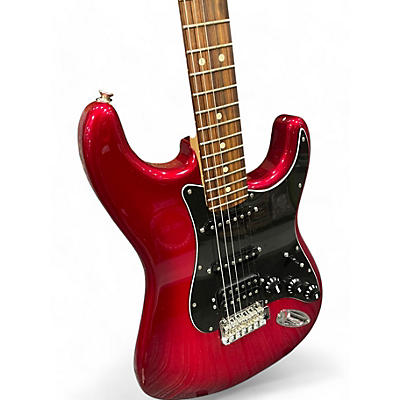 Fender Used Fender Player Stratocaster Candy Apple Red Metallic Solid Body Electric Guitar