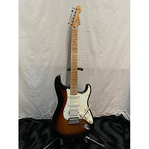 Fender Used Fender Player Stratocaster HSS 3 Color Sunburst Solid Body Electric Guitar 3 Color Sunburst