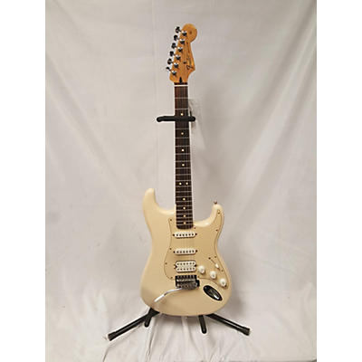 Fender Used Fender Player Stratocaster HSS Antique White Solid Body Electric Guitar