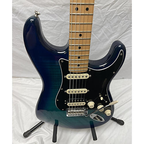 Fender Used Fender Player Stratocaster HSS Blue Burst Solid Body Electric Guitar Blue Burst