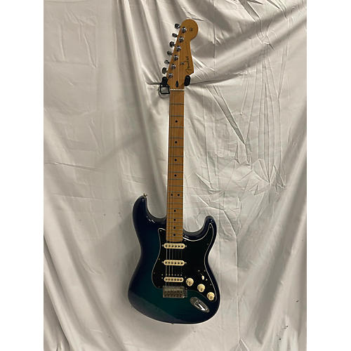 Fender Used Fender Player Stratocaster HSS Blue Burst Solid Body Electric Guitar Blue Burst