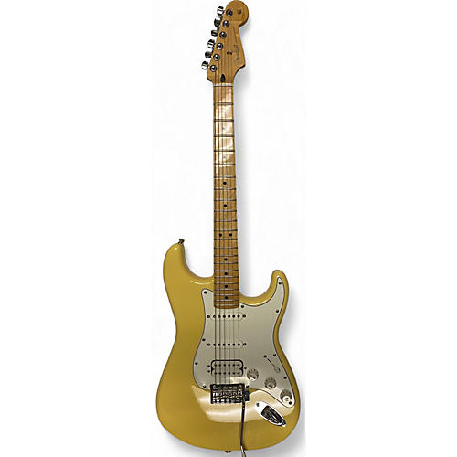 Fender Used Fender Player Stratocaster HSS Buttercream Solid Body Electric Guitar Buttercream