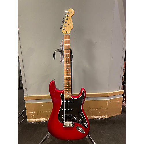 Fender Used Fender Player Stratocaster HSS Candy Apple Red Solid Body Electric Guitar Candy Apple Red