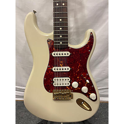 Fender Used Fender Player Stratocaster HSS Olympic White Solid Body Electric Guitar