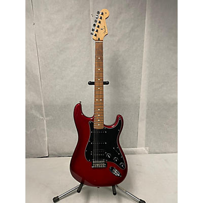 Fender Used Fender Player Stratocaster HSS Pau Ferro Candy Apple Red Solid Body Electric Guitar