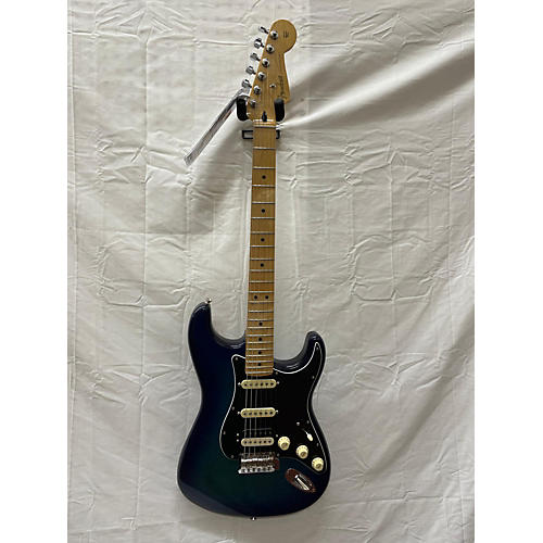 Fender Used Fender Player Stratocaster HSS Plus Top Blue Burst Solid Body Electric Guitar Blue Burst