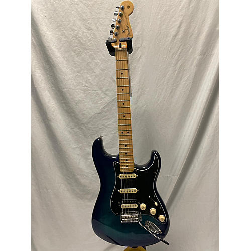 Fender Used Fender Player Stratocaster HSS Plus Top Blue Burst Solid Body Electric Guitar Blue Burst