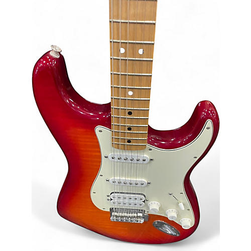 Used Fender Player Stratocaster HSS Plus Top Sienna Sunburst Solid Body Electric Guitar Sienna Sunburst