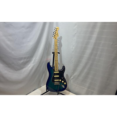 Fender Used Fender Player Stratocaster HSS Plus Top Trans Blue Solid Body Electric Guitar