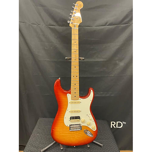 Fender Used Fender Player Stratocaster HSS Sienna Sunburst Solid Body Electric Guitar Sienna Sunburst