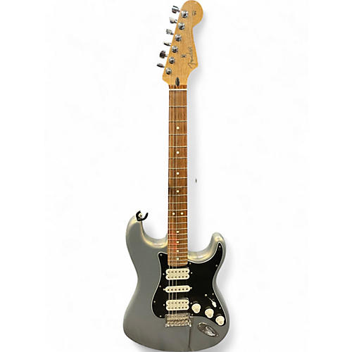 Used Fender Player Stratocaster Metallic Silver Solid Body Electric Guitar Metallic Silver