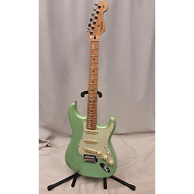 Fender Used Fender Player Stratocaster Mint Green Solid Body Electric Guitar