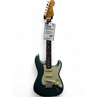 Fender Used Fender Player Stratocaster Ocean Turquoise Solid Body Electric Guitar