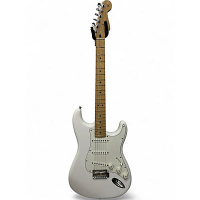 Used Fender Player Stratocaster Olympic White Solid Body Electric Guitar