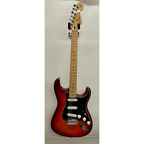 Fender Used Fender Player Stratocaster Plus Top Sunburst Solid Body Electric Guitar Sunburst