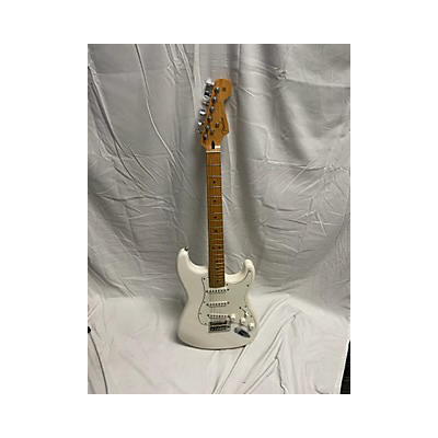 Fender Used Fender Player Stratocaster Polar White Solid Body Electric Guitar