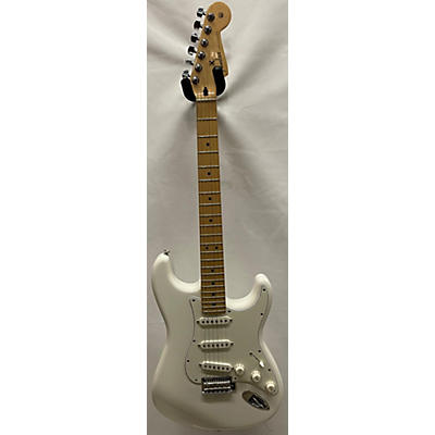 Fender Used Fender Player Stratocaster Polar White Solid Body Electric Guitar