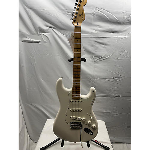 Fender Used Fender Player Stratocaster Polar White Solid Body Electric Guitar Polar White