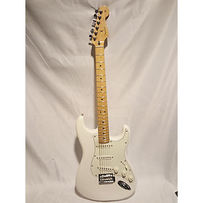 Fender Used Fender Player Stratocaster Polar White Solid Body Electric Guitar