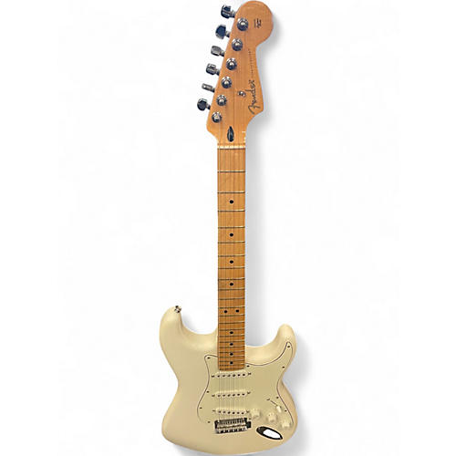 Used Fender Player Stratocaster Polar White Solid Body Electric Guitar Polar White