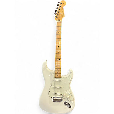 Used Fender Player Stratocaster Polar White Solid Body Electric Guitar