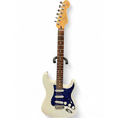 Used Fender Player Stratocaster Polar White Solid Body Electric Guitar