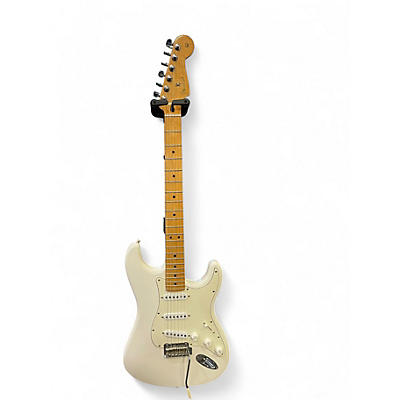 Used Fender Player Stratocaster Polar White Solid Body Electric Guitar