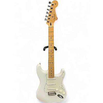 Used Fender Player Stratocaster Polar White Solid Body Electric Guitar