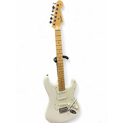 Used Fender Player Stratocaster Polar White Solid Body Electric Guitar