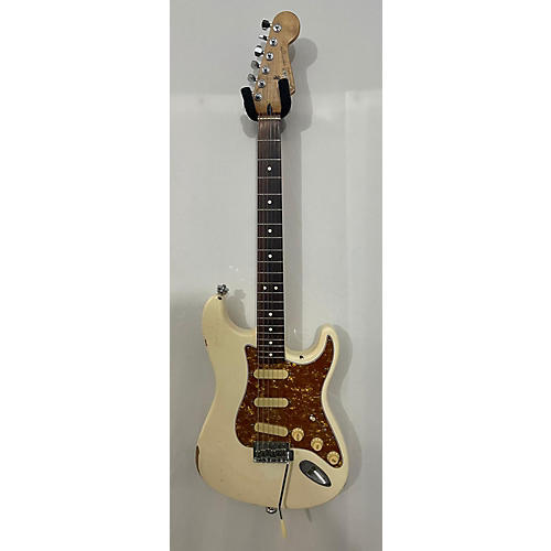 Fender Used Fender Player Stratocaster RELIC WORN WHITE Solid Body Electric Guitar WORN WHITE