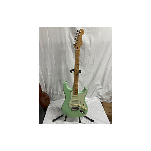 Fender Used Fender Player Stratocaster Seafoam Green Solid Body Electric Guitar Seafoam Green