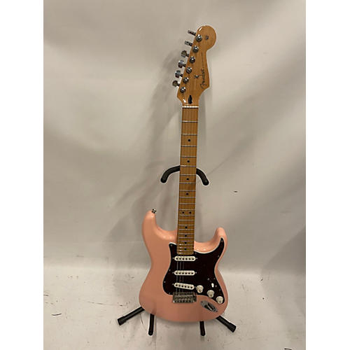 Fender Used Fender Player Stratocaster Shell Pink Solid Body Electric Guitar Shell Pink