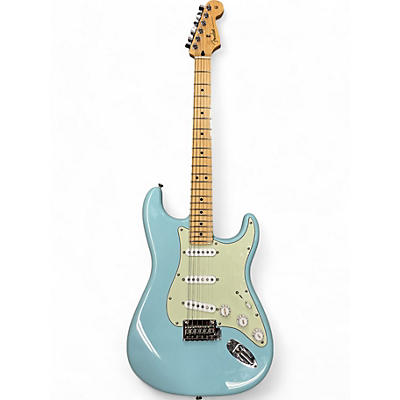 Fender Used Fender Player Stratocaster Sonic Blue Solid Body Electric Guitar