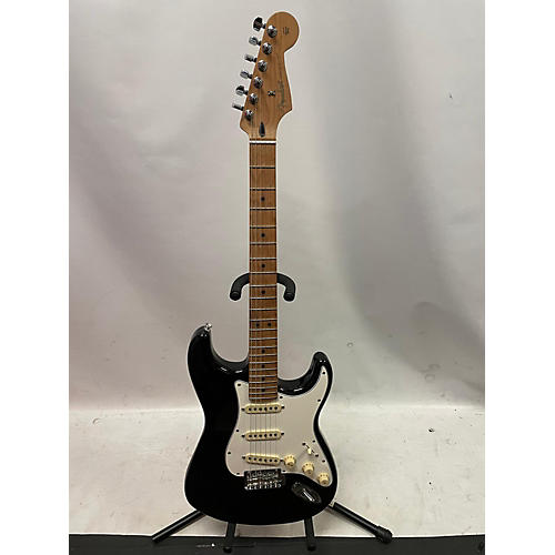 Fender Used Fender Player Stratocaster Special Edition Black Solid Body Electric Guitar Black