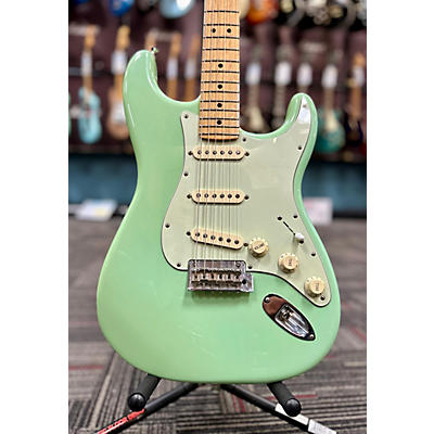 Fender Used Fender Player Stratocaster Surf Green Solid Body Electric Guitar