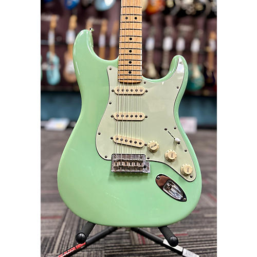 Fender Used Fender Player Stratocaster Surf Green Solid Body Electric Guitar Surf Green