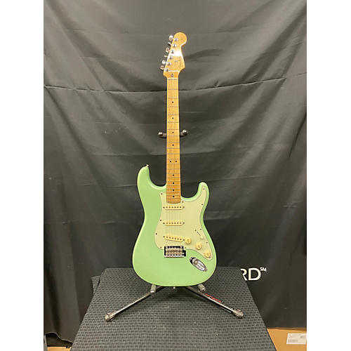 Fender Used Fender Player Stratocaster Surf Green Solid Body Electric Guitar Surf Green