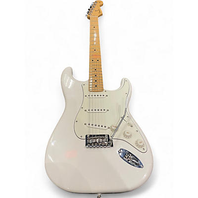 Used Fender Player Stratocaster White Solid Body Electric Guitar